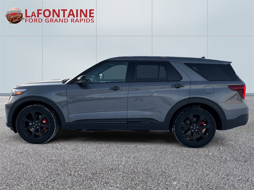 2022 Ford Explorer ST