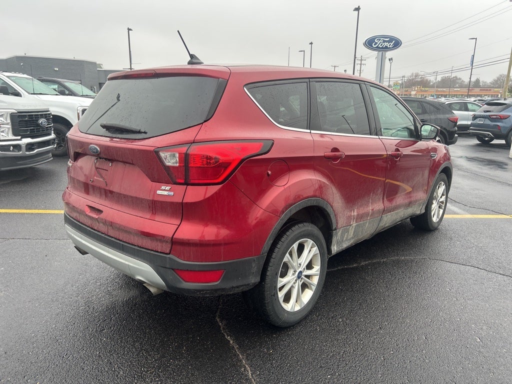 2019 Ford Escape SE