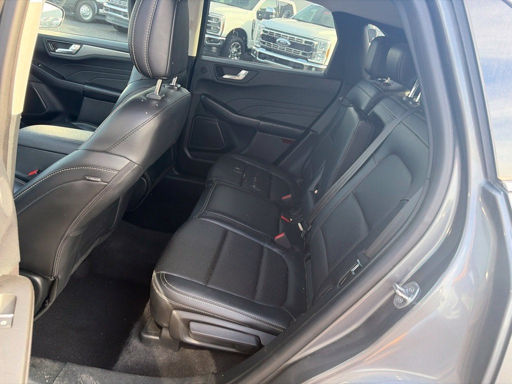 2021 Ford Escape Titanium