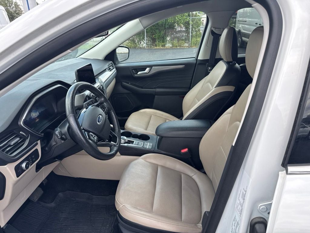 2021 Ford Escape Titanium