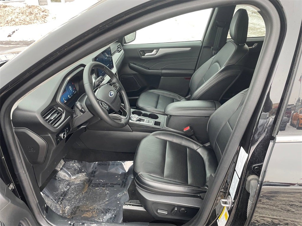 2024 Ford Escape Platinum