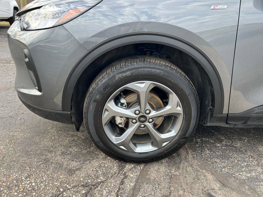 2025 Ford Escape ST-Line