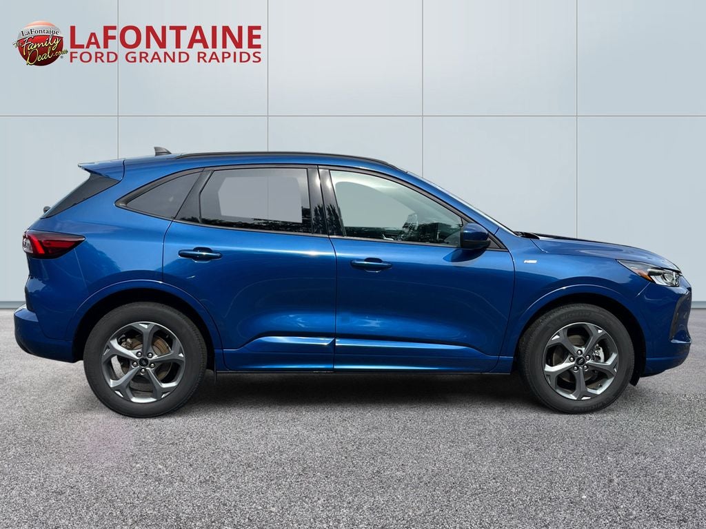 2023 Ford Escape ST-Line Select