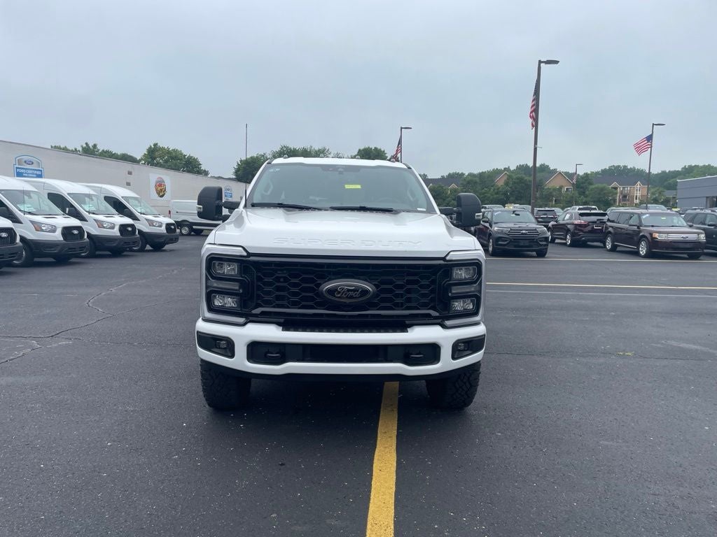 2025 Ford F-350SD XLT