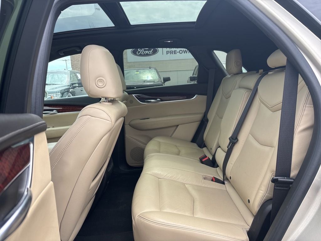 2017 Cadillac XT5 Luxury