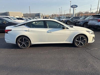 2025 Nissan Altima 2.5 SR