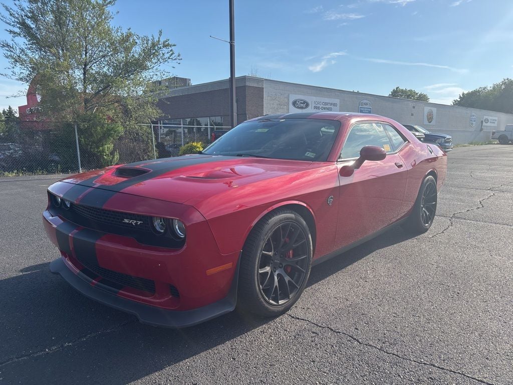 2016 Dodge Challenger SRT Hellcat's photo