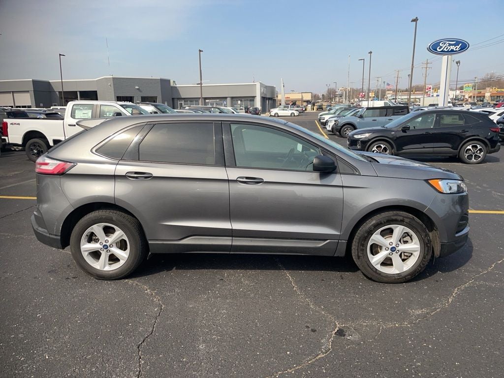 2021 Ford Edge SE