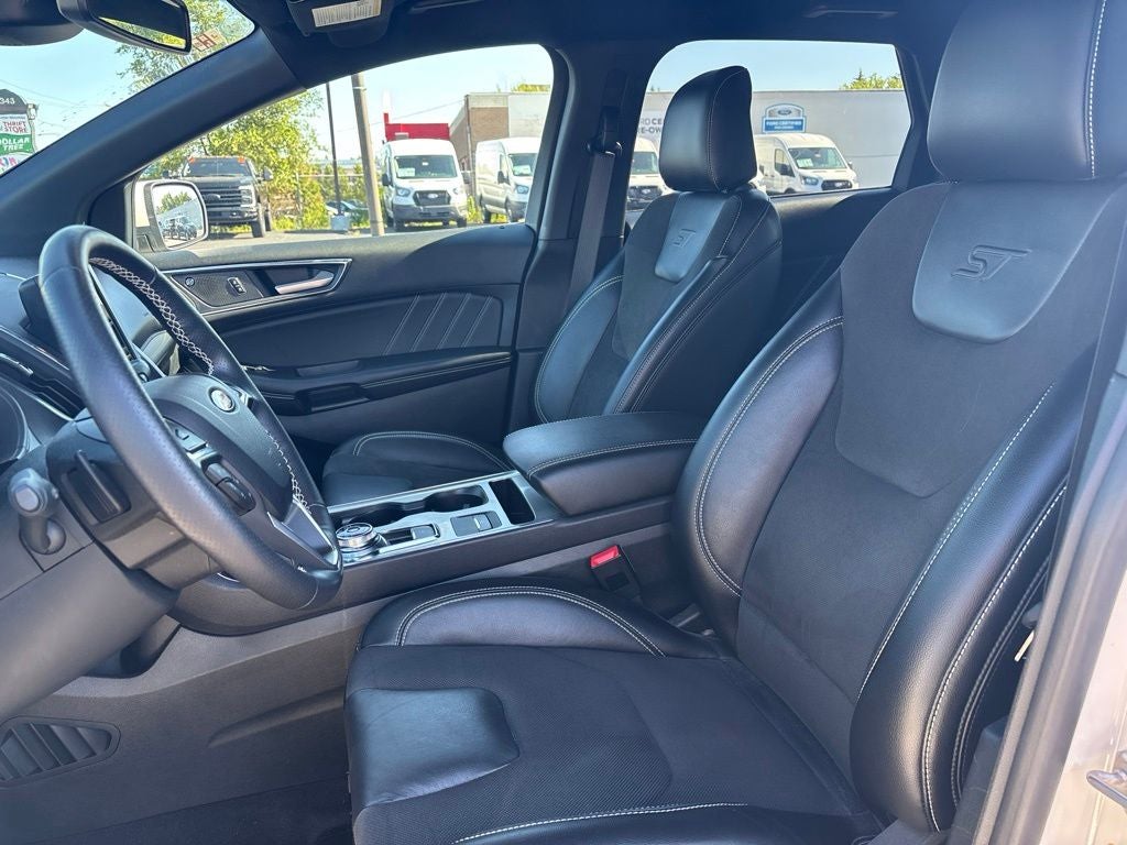 2023 Ford Edge ST