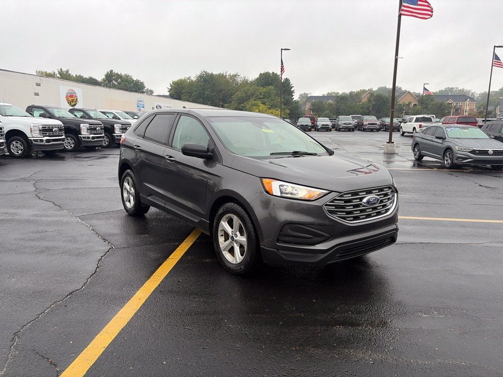2020 Ford Edge SE