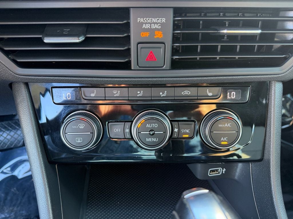 2019 Volkswagen Jetta R-Line