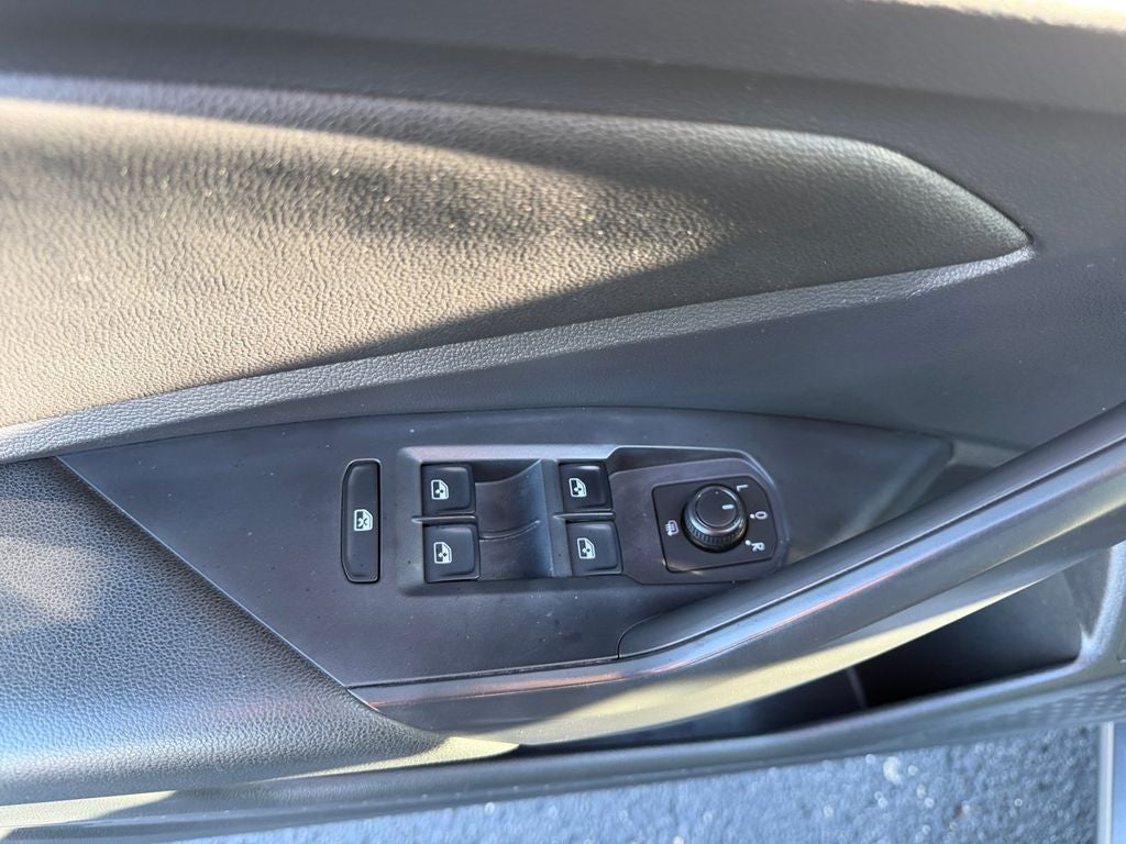2019 Volkswagen Jetta R-Line