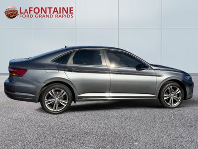 2019 Volkswagen Jetta R-Line