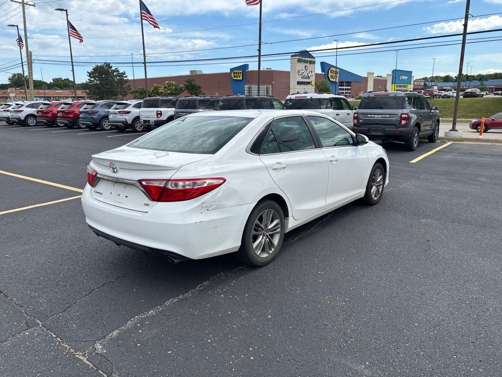 2017 Toyota Camry SE