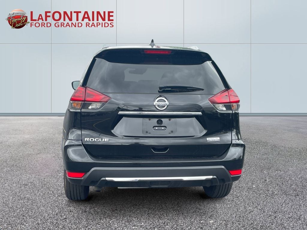 2020 Nissan Rogue S
