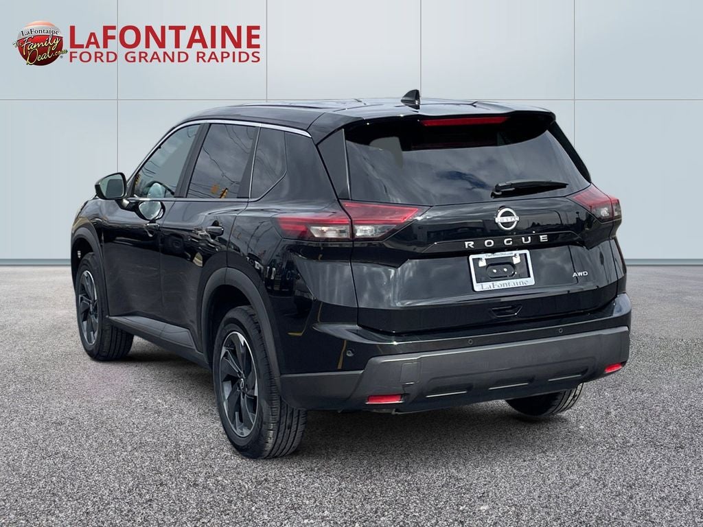 2025 Nissan Rogue SV
