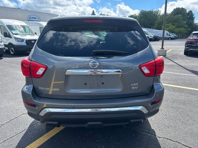 2019 Nissan Pathfinder SV