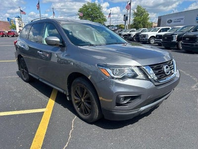 2019 Nissan Pathfinder SV