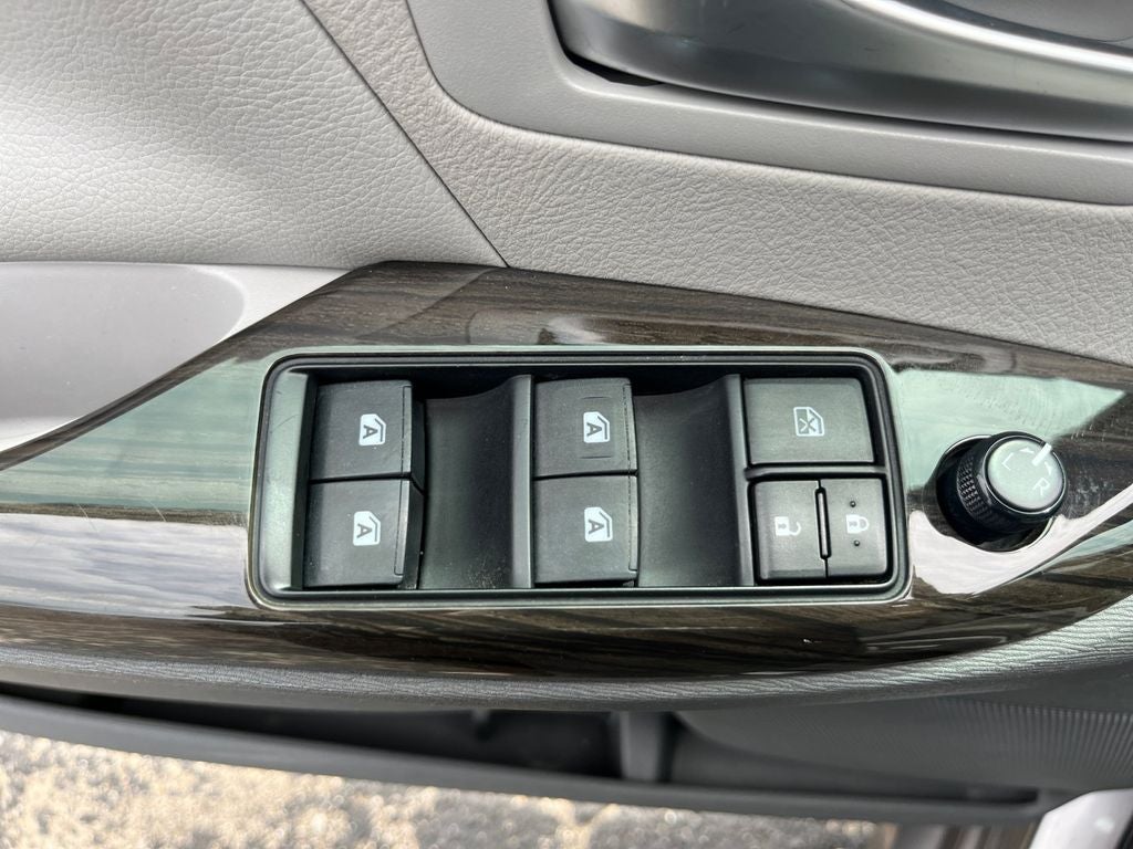 2018 Toyota Sienna XLE 8 Passenger
