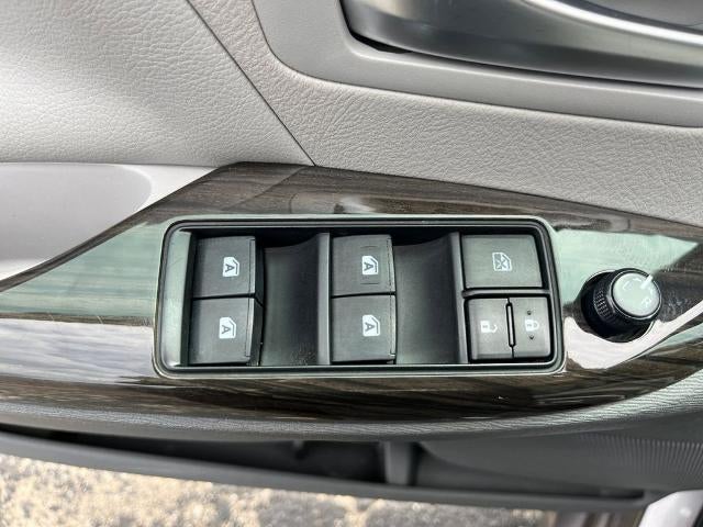 2018 Toyota Sienna XLE 8 Passenger