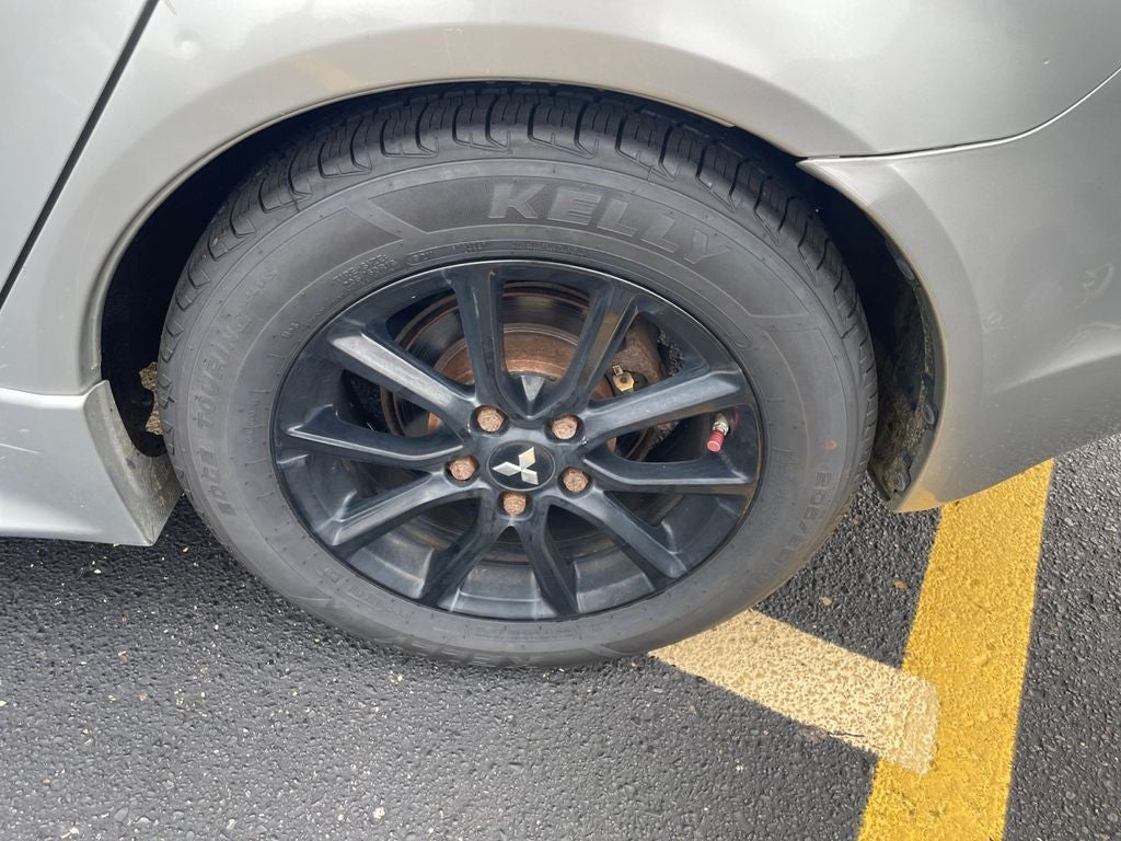 2017 Mitsubishi Lancer ES