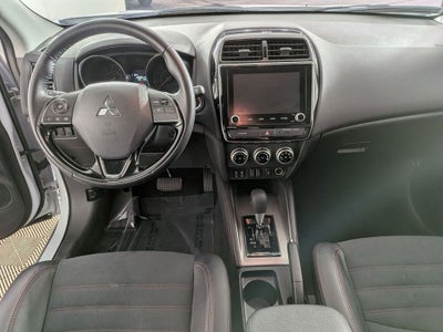 2025 Mitsubishi Outlander Sport 2.0 SE