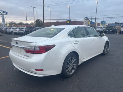 2018 Lexus ES 300h
