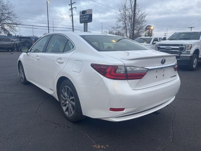 2018 Lexus ES 300h