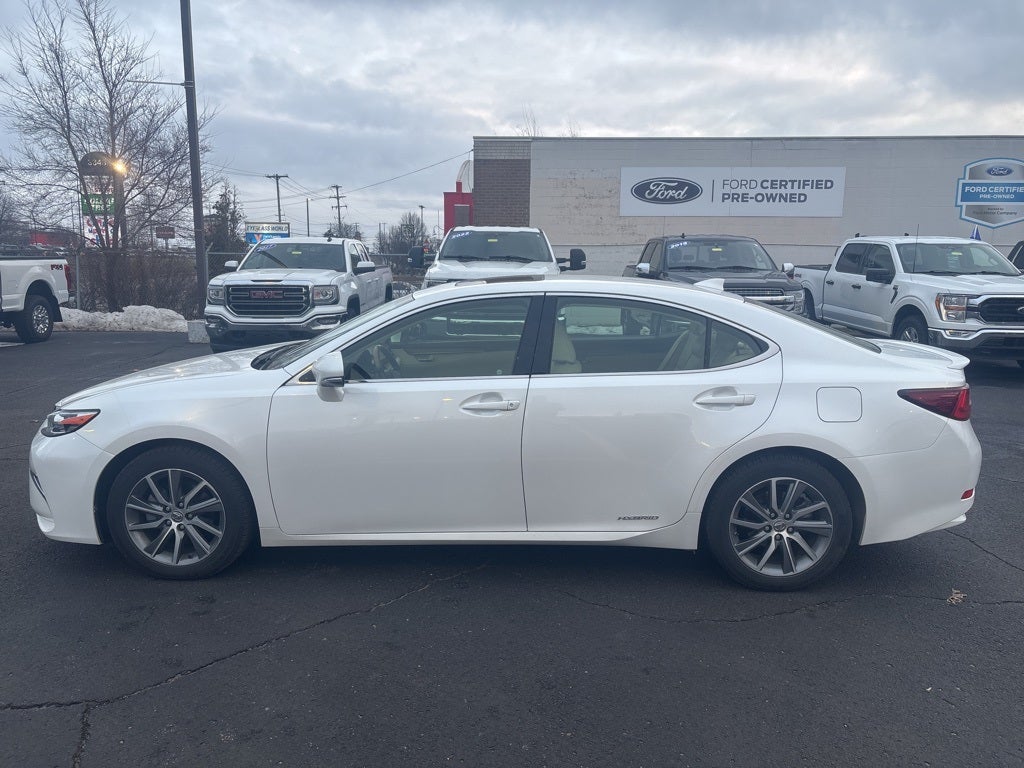 2018 Lexus ES 300h