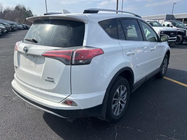 2016 Toyota RAV4 Hybrid XLE