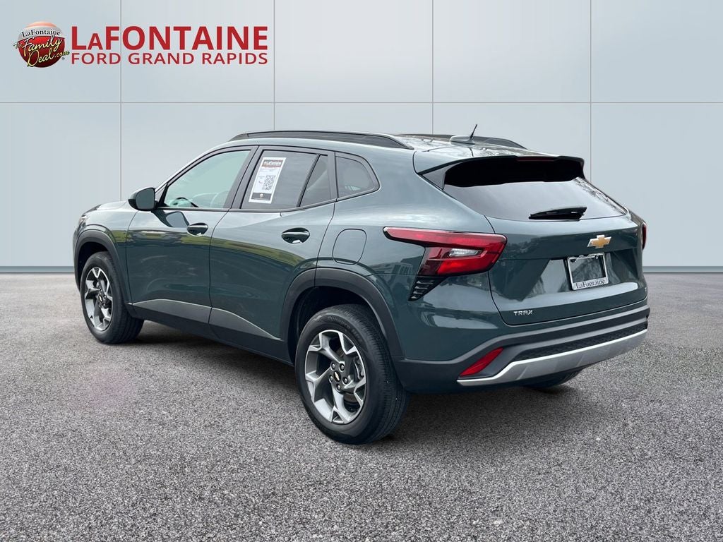 2025 Chevrolet Trax LT