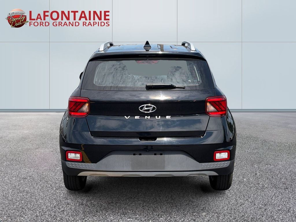 2020 Hyundai Venue SEL