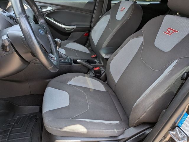 2017 Ford Focus ST