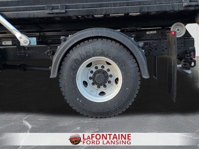 2025 Ford F-750SD Base XL