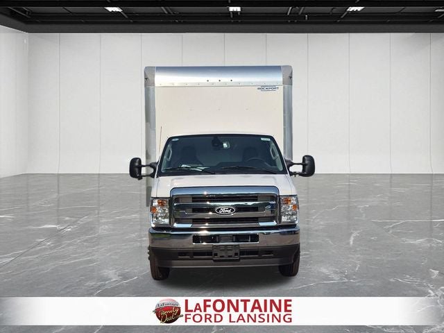 2027 Ford E-450SD Base