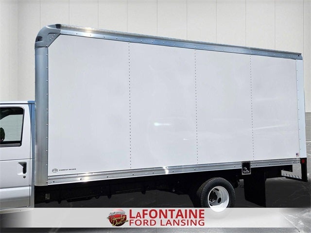 2026 Ford E-450SD Base