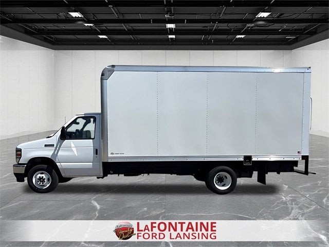 2026 Ford E-450SD Base