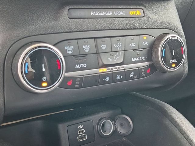 2025 Ford Escape ST-Line Select