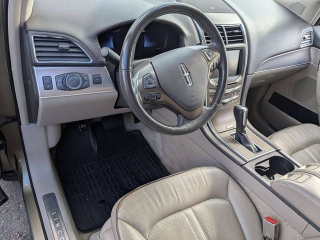 2013 Lincoln MKX Base