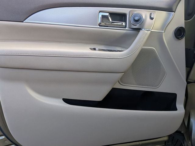 2013 Lincoln MKX Base