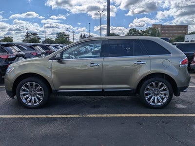 2013 Lincoln MKX Base
