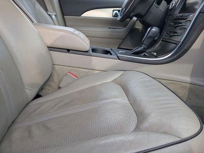 2013 Lincoln MKX Base