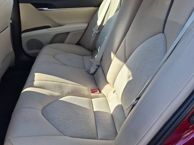 2022 Toyota Camry Hybrid LE