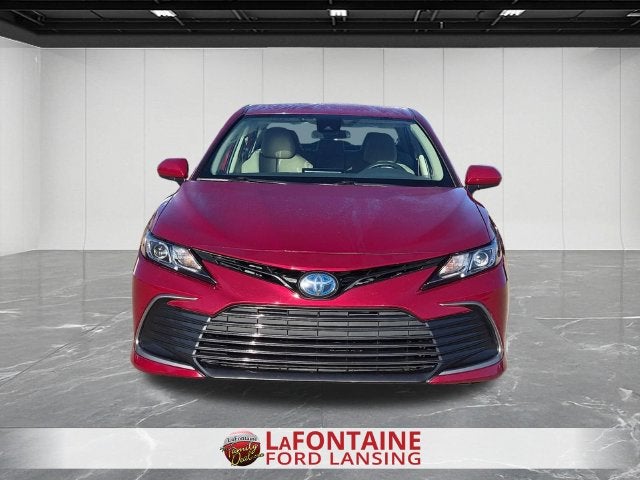 2022 Toyota Camry Hybrid LE