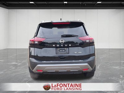 2022 Nissan Rogue SL
