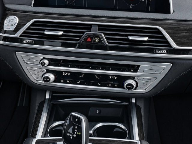 2019 BMW 7 Series 740i