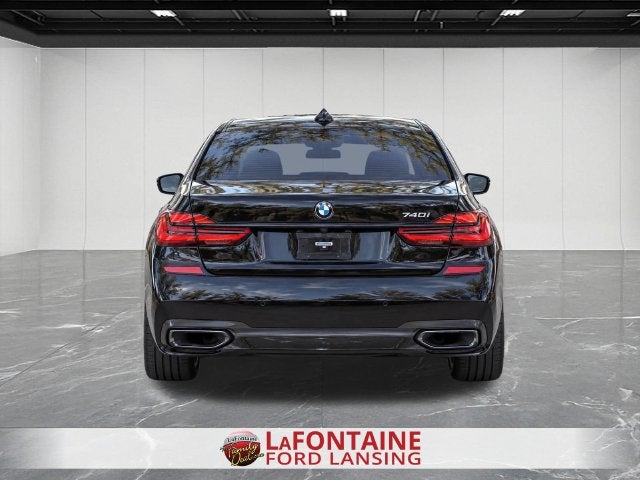 2019 BMW 7 Series 740i