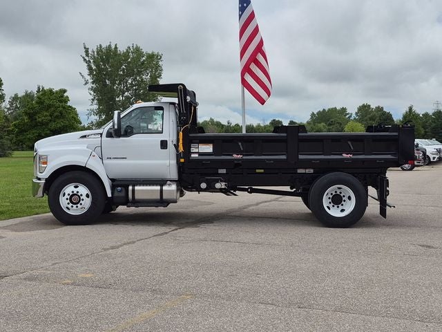 2027 Ford F-650SD Base