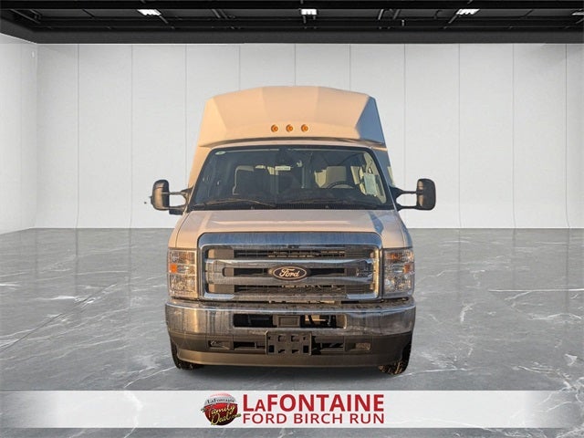 2026 Ford E-450SD Base