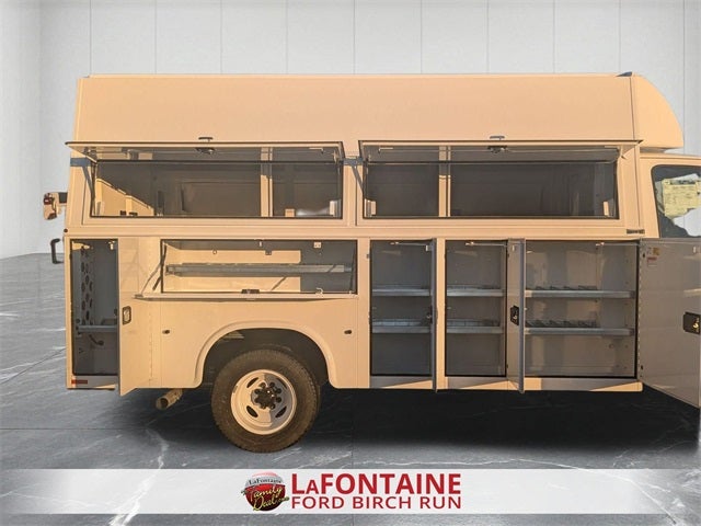 2026 Ford E-450SD Base